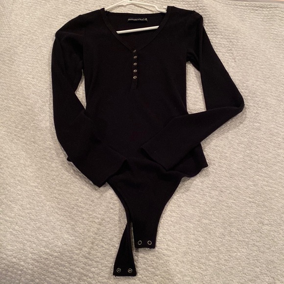 Abercrombie bodysuit. - Picture 1 of 3